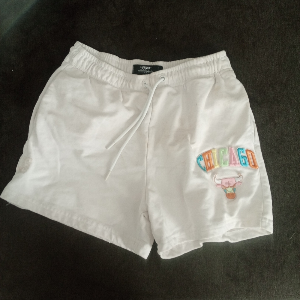 Zara White Chicago Embroidered Shorts